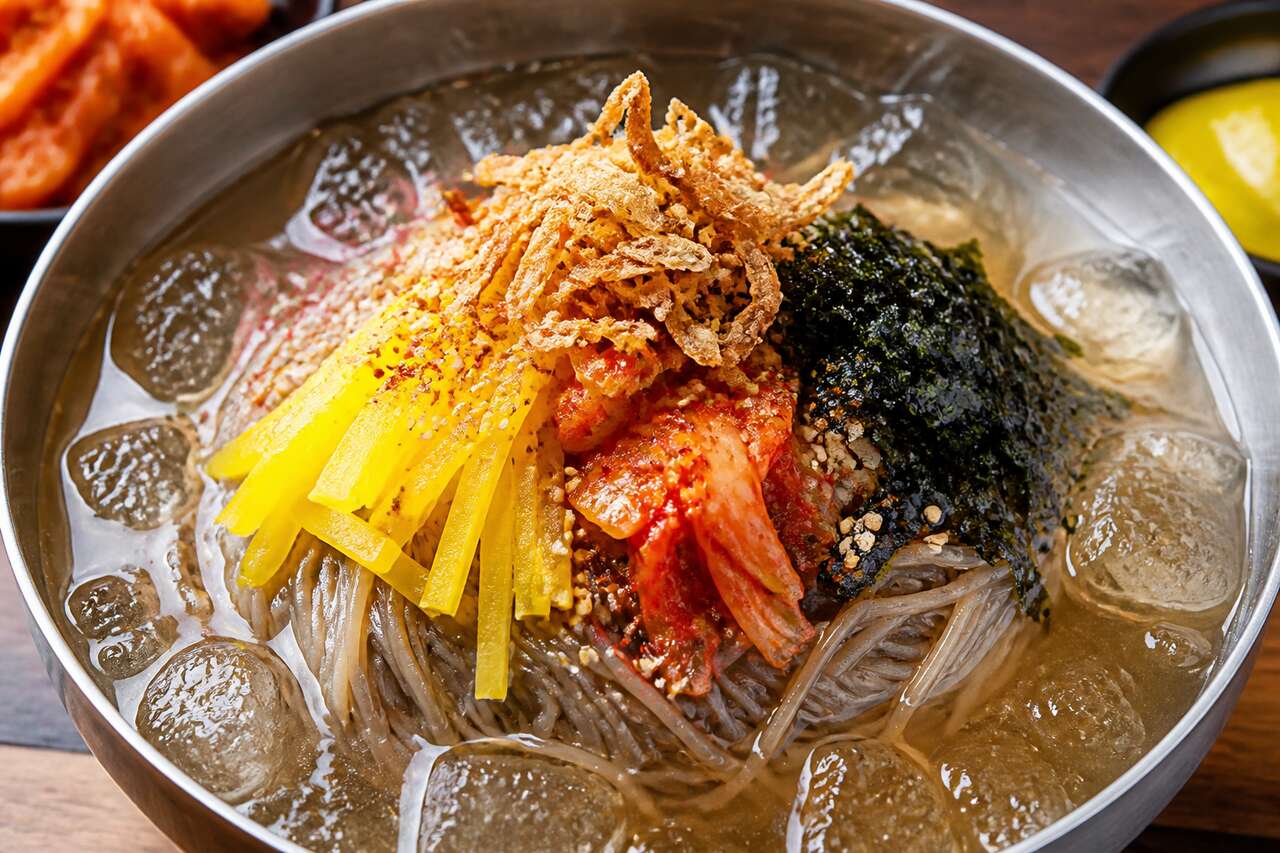 Recette de mul-naengmyeon : les nouilles froides coréennes rafraîchissantes