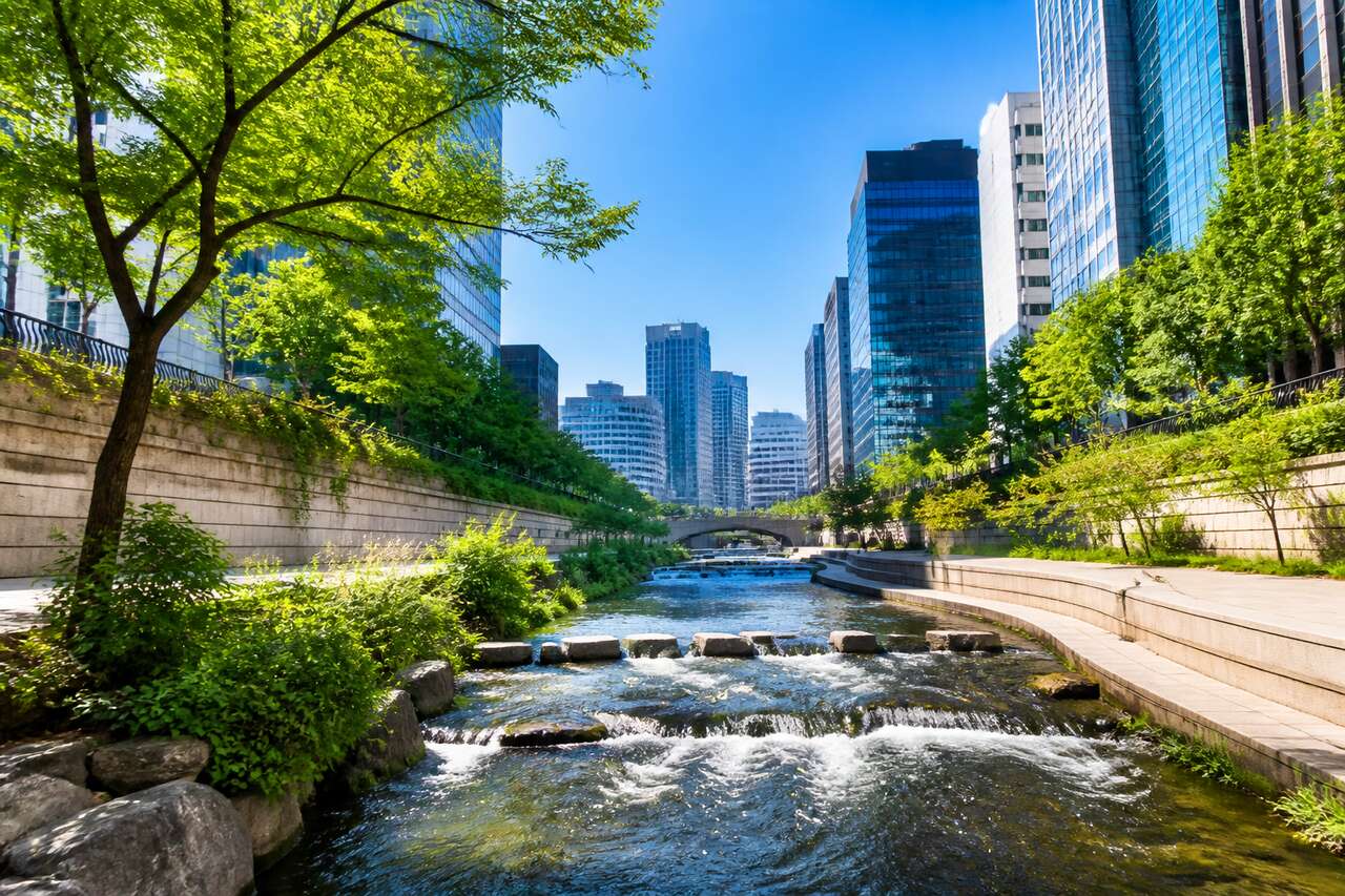 Cheonggyecheon : découvrir le cours d'eau au cœur de Séoul