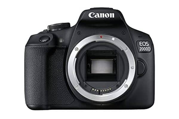 Découvrez notre test détaillé du Canon EOS 2000D et de son objectif EF-S 18-55mm : performances, qualité d'image et verdict pour les photographes débutants. 